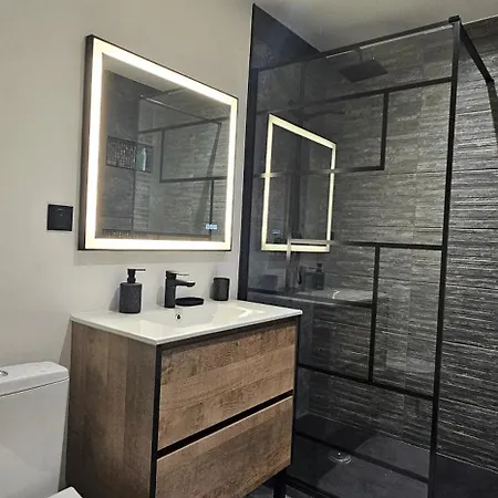 Equipe Apartment *